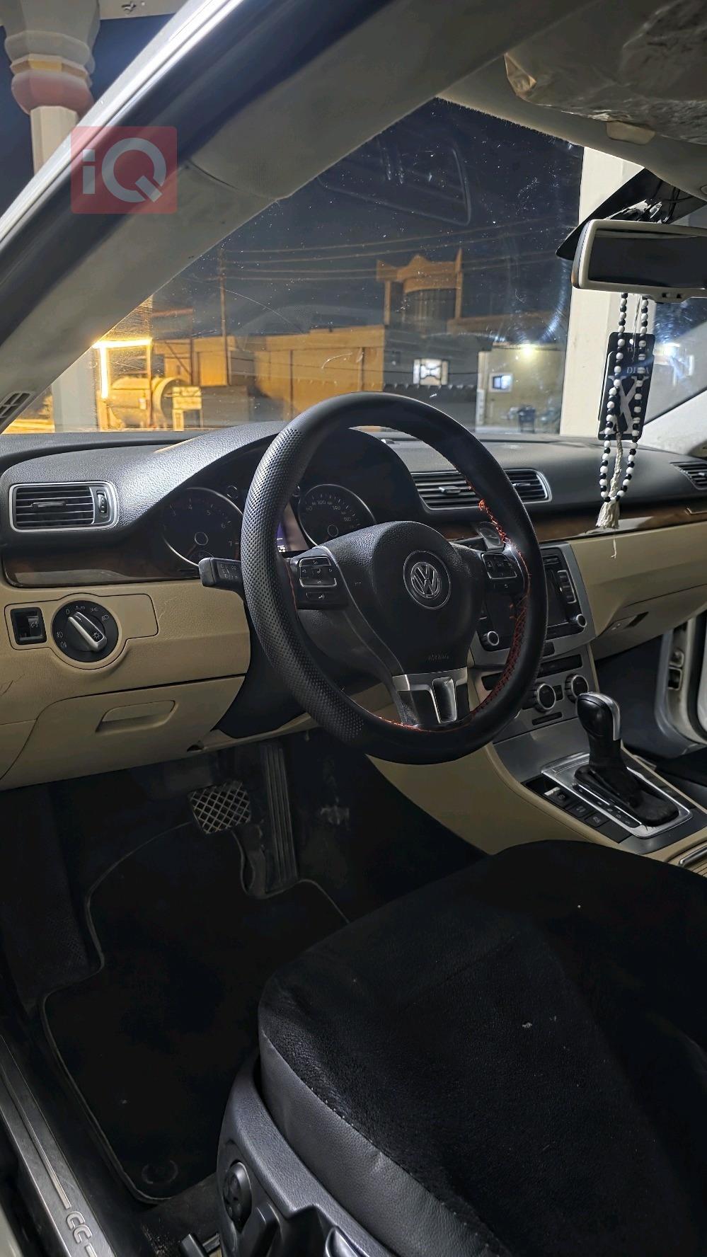 فولكسفاغن باسات CC